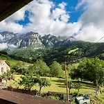 Rurales Picos De Redo Apartment *