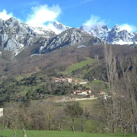 Rurales Picos De Redo * Camaleño