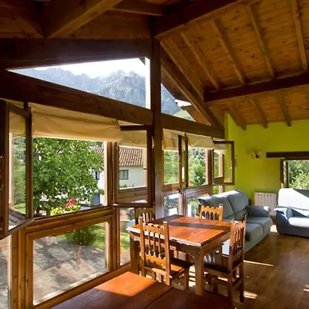 Apartment Rurales Picos De Redo