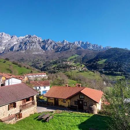 Rurales Picos De Redo Apartment