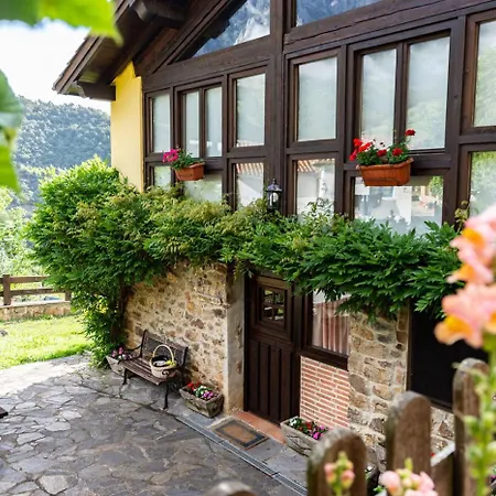 洛斯皮科斯德雷多乡村公寓 卡马勒洛