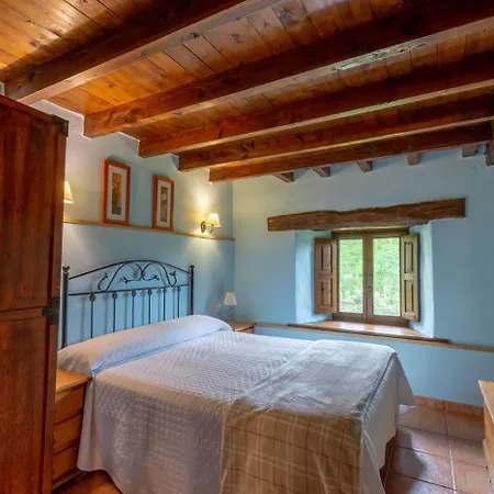 洛斯皮科斯德雷多乡村公寓 *