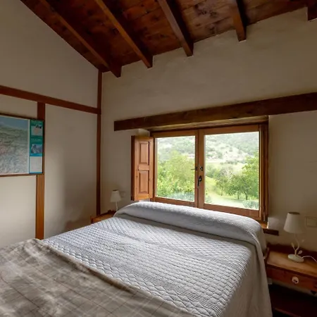 洛斯皮科斯德雷多乡村公寓 * 卡马勒洛