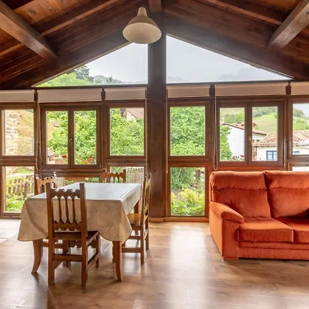 Rurales Picos De Redo * Camaleño