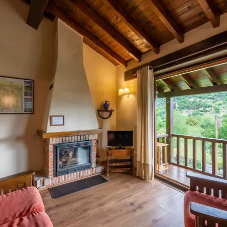 洛斯皮科斯德雷多乡村公寓 * 卡马勒洛