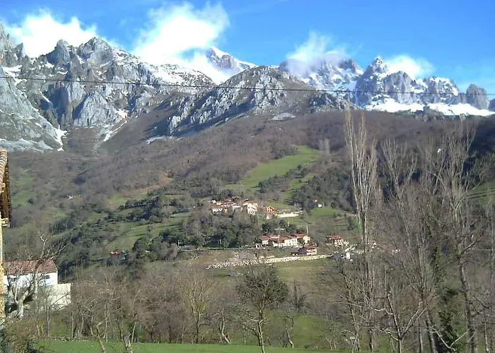 Rurales Picos De Redo * Camaleño