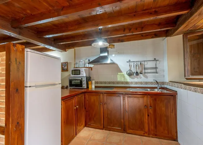 Rurales Picos De Redo * Camaleño