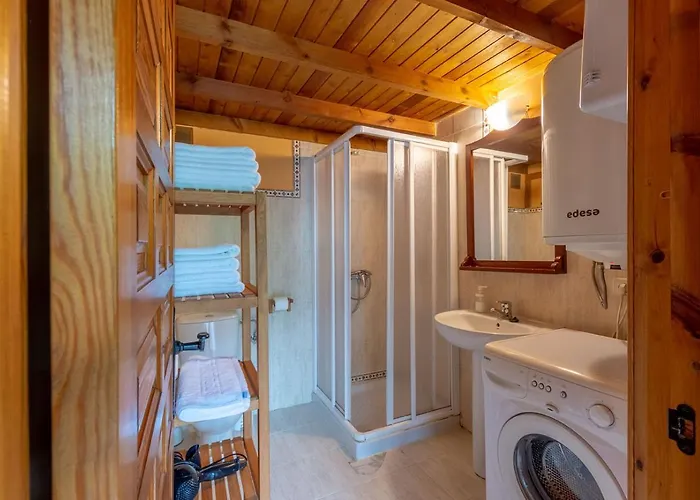 Rurales Picos De Redo * Camaleño