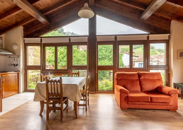 Rurales Picos De Redo * Camaleño