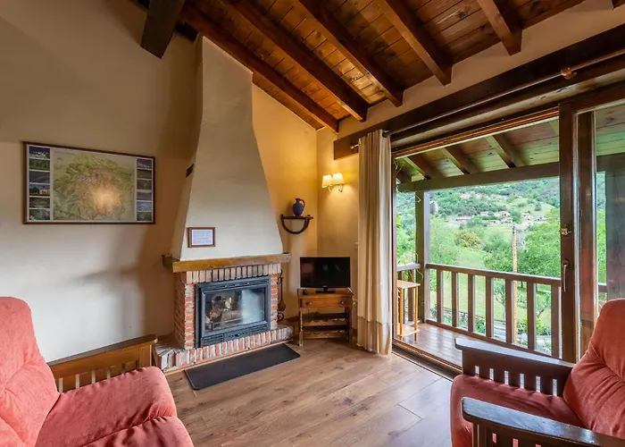 Rurales Picos De Redo * Camaleño