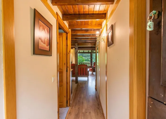 Rurales Picos De Redo * Camaleño